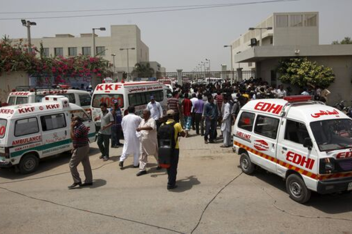 54 personas fallecidas y 80 más heridas por ataque terrorista en Pakistán